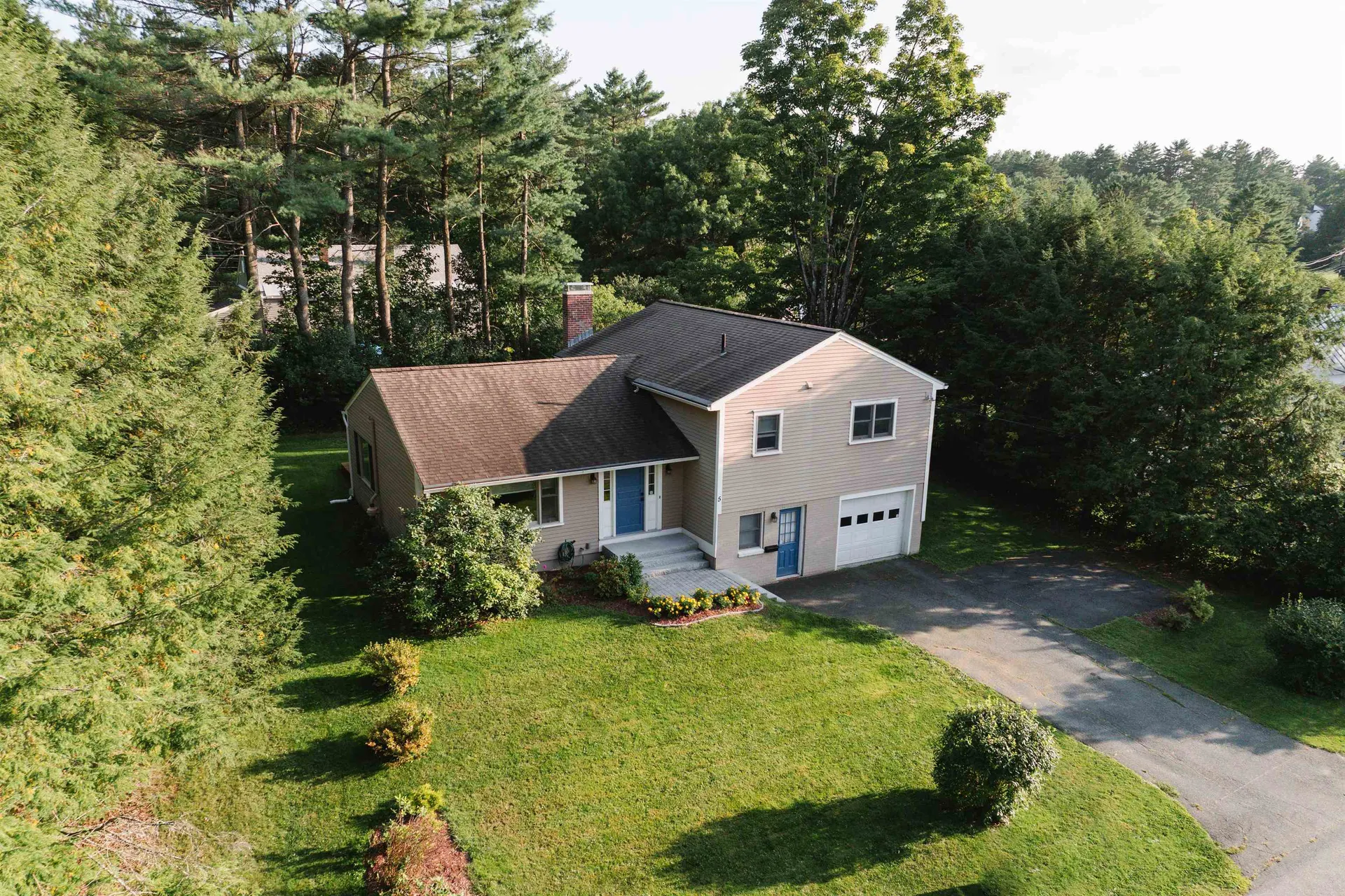 5 Fairview Avenue Hanover NH 03755