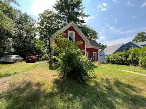 6 Elm Street Newton NH 03858