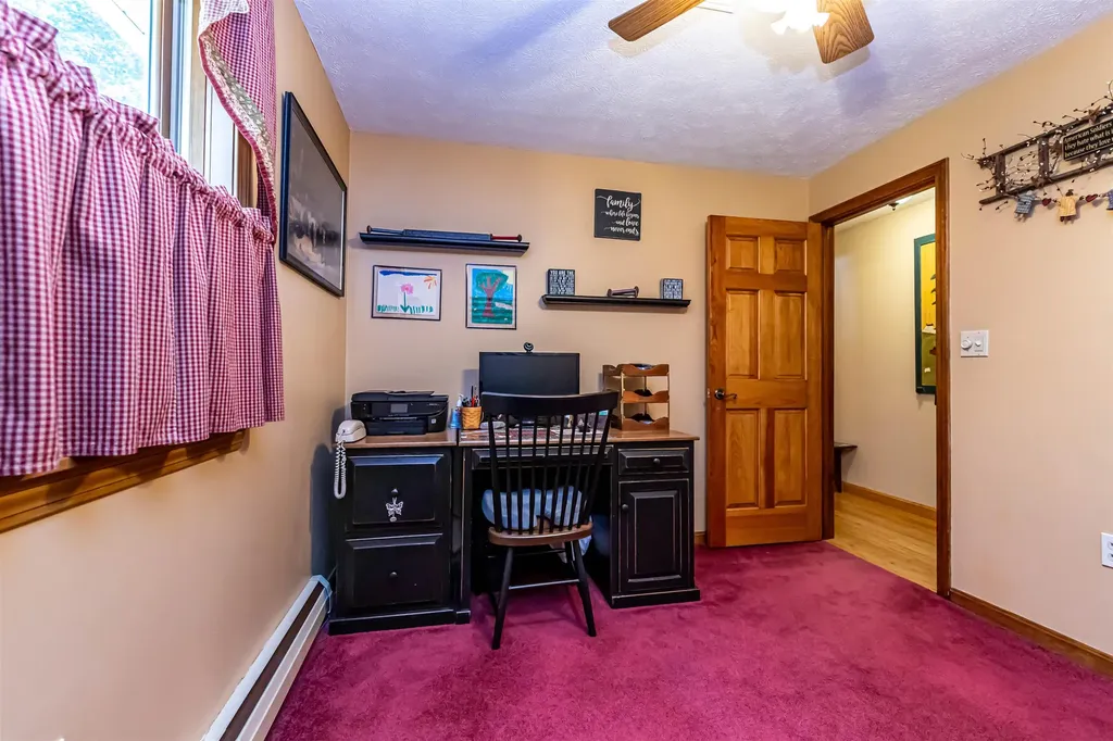 6 Clover Court Concord NH 03303