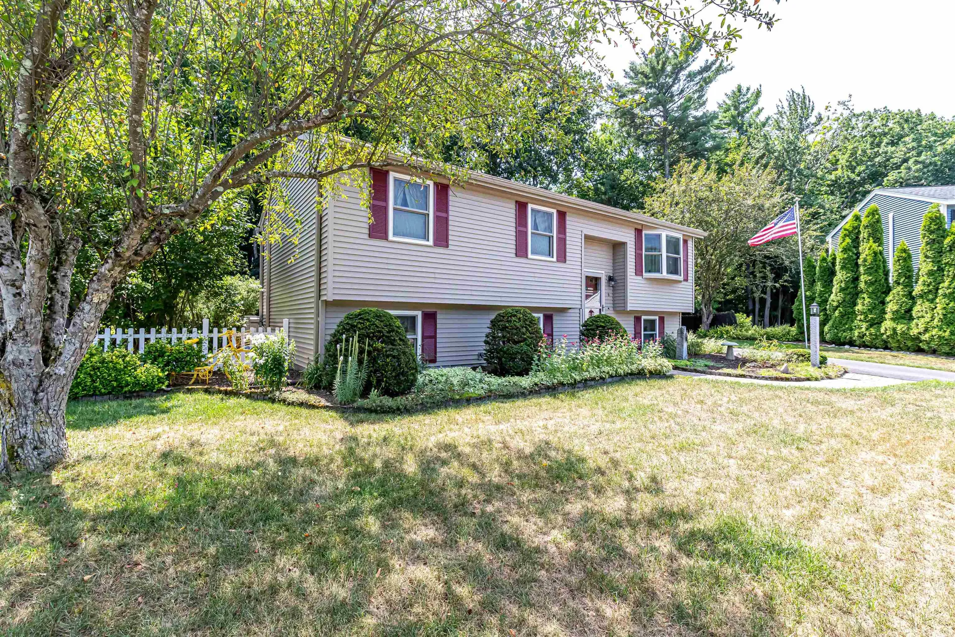 6 Clover Court Concord NH 03303
