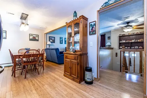 6 Clover Court Concord NH 03303