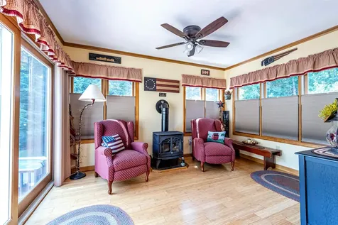 6 Clover Court Concord NH 03303