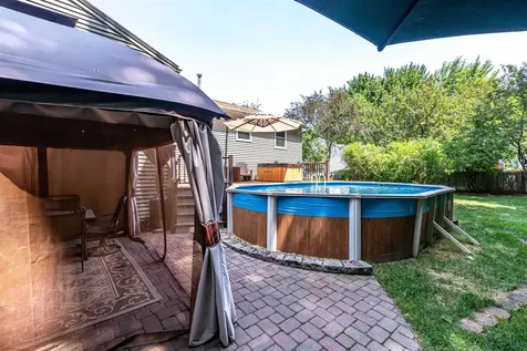 6 Clover Court Concord NH 03303