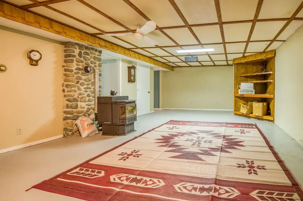60 Spring Road Milan NH 03588