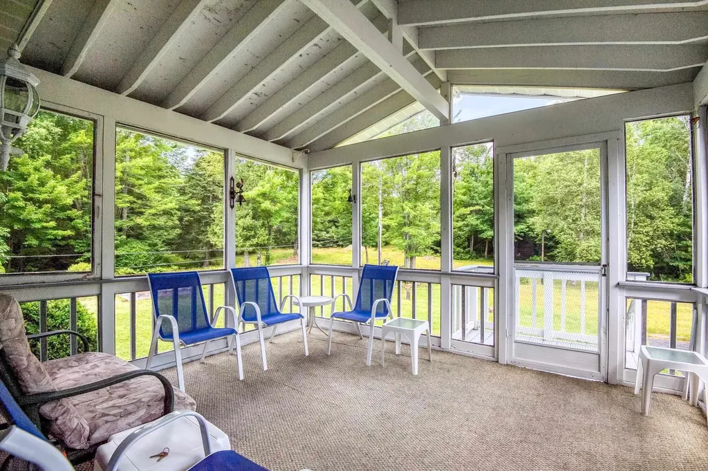 60 Spring Road Milan NH 03588
