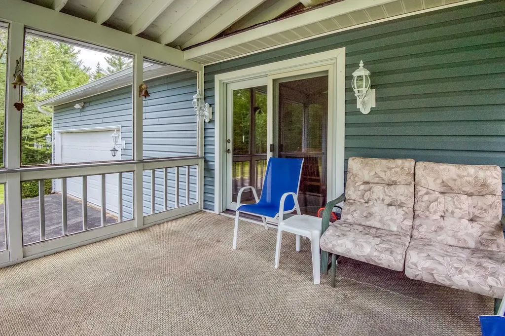 60 Spring Road Milan NH 03588