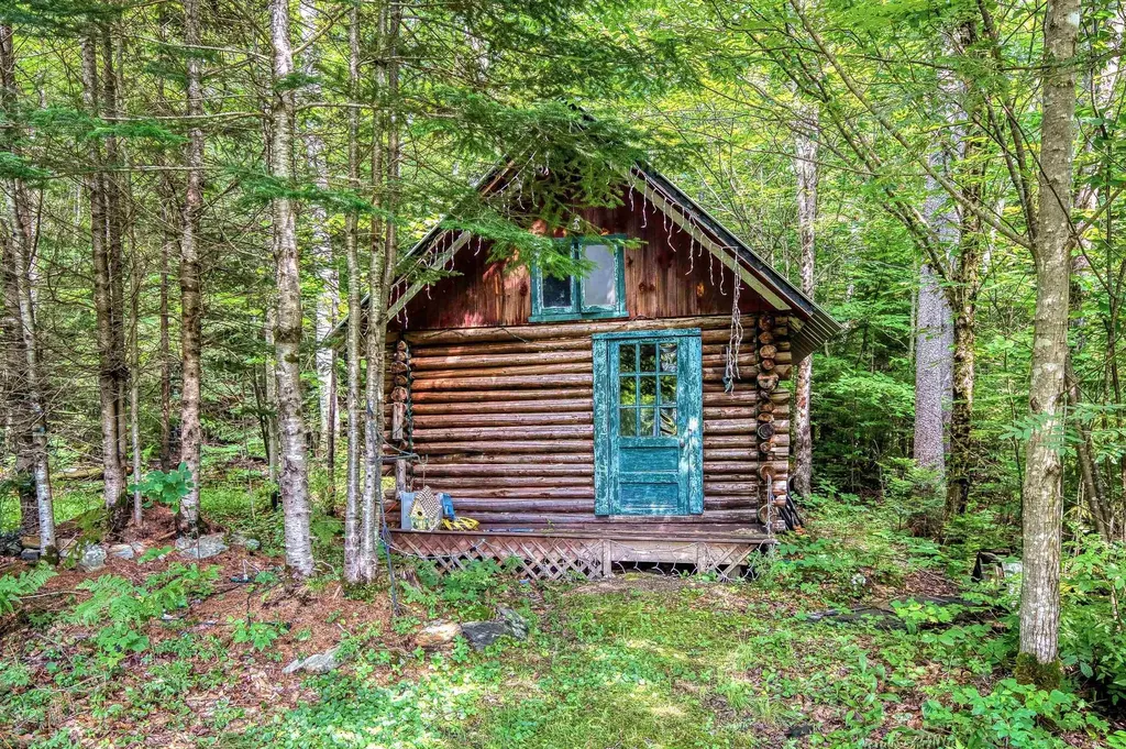 60 Spring Road Milan NH 03588