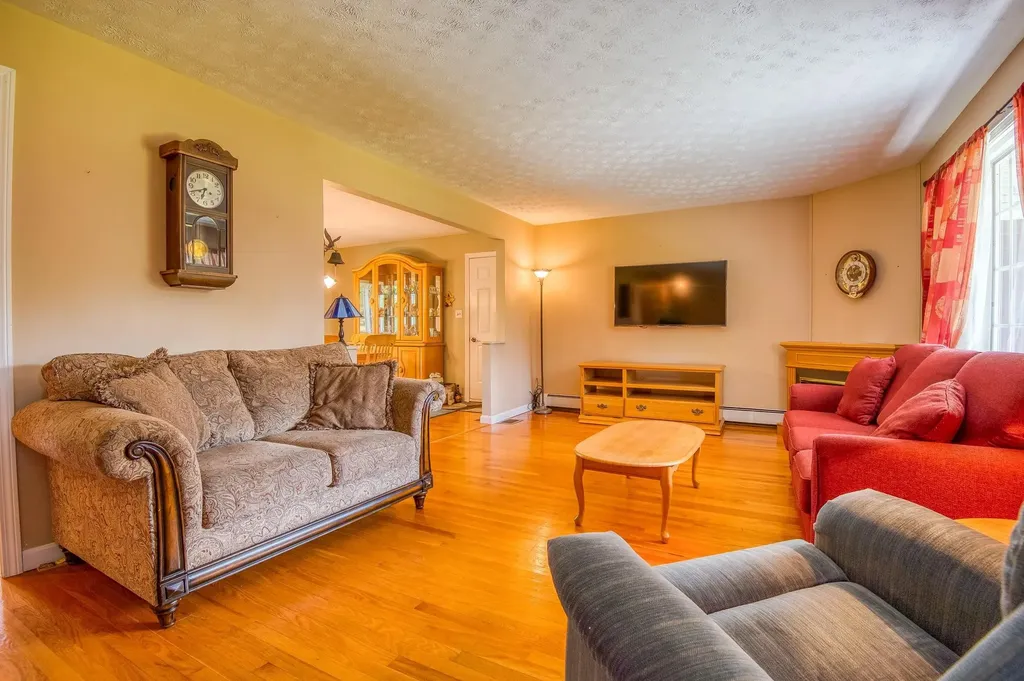 60 Spring Road Milan NH 03588