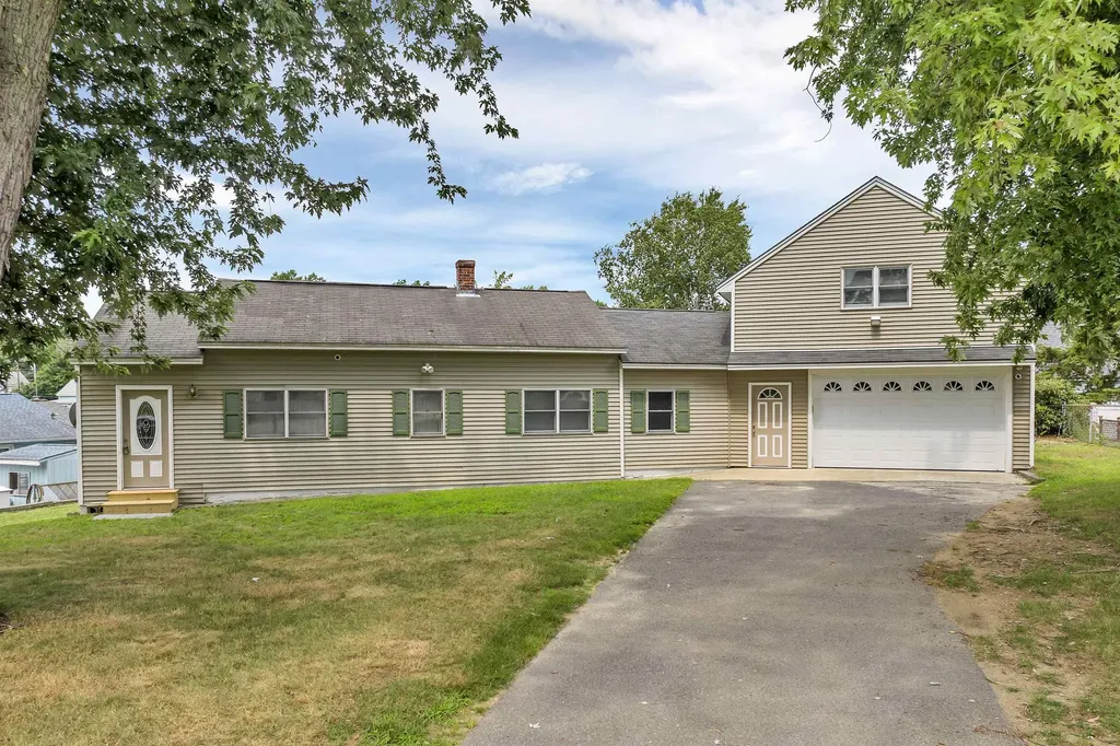 6 B Street Hudson NH 03051