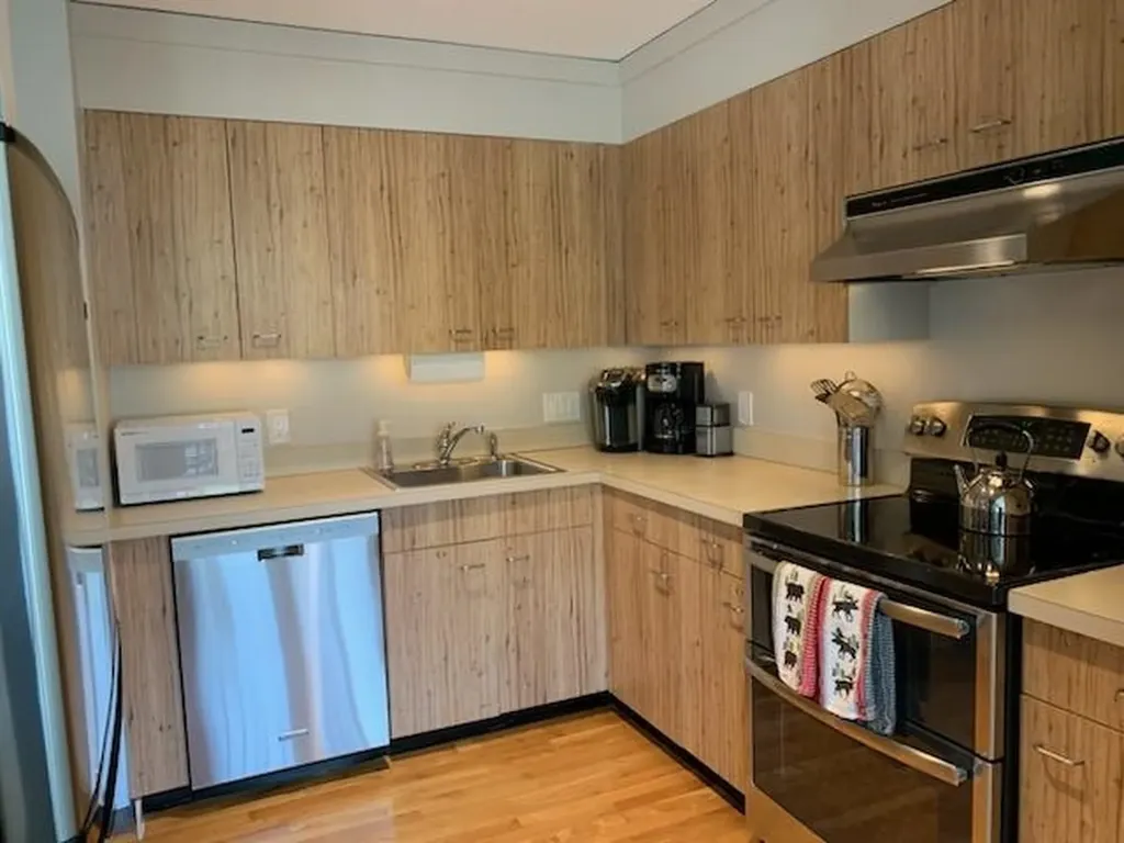 23 Birch Road Lincoln NH 03251