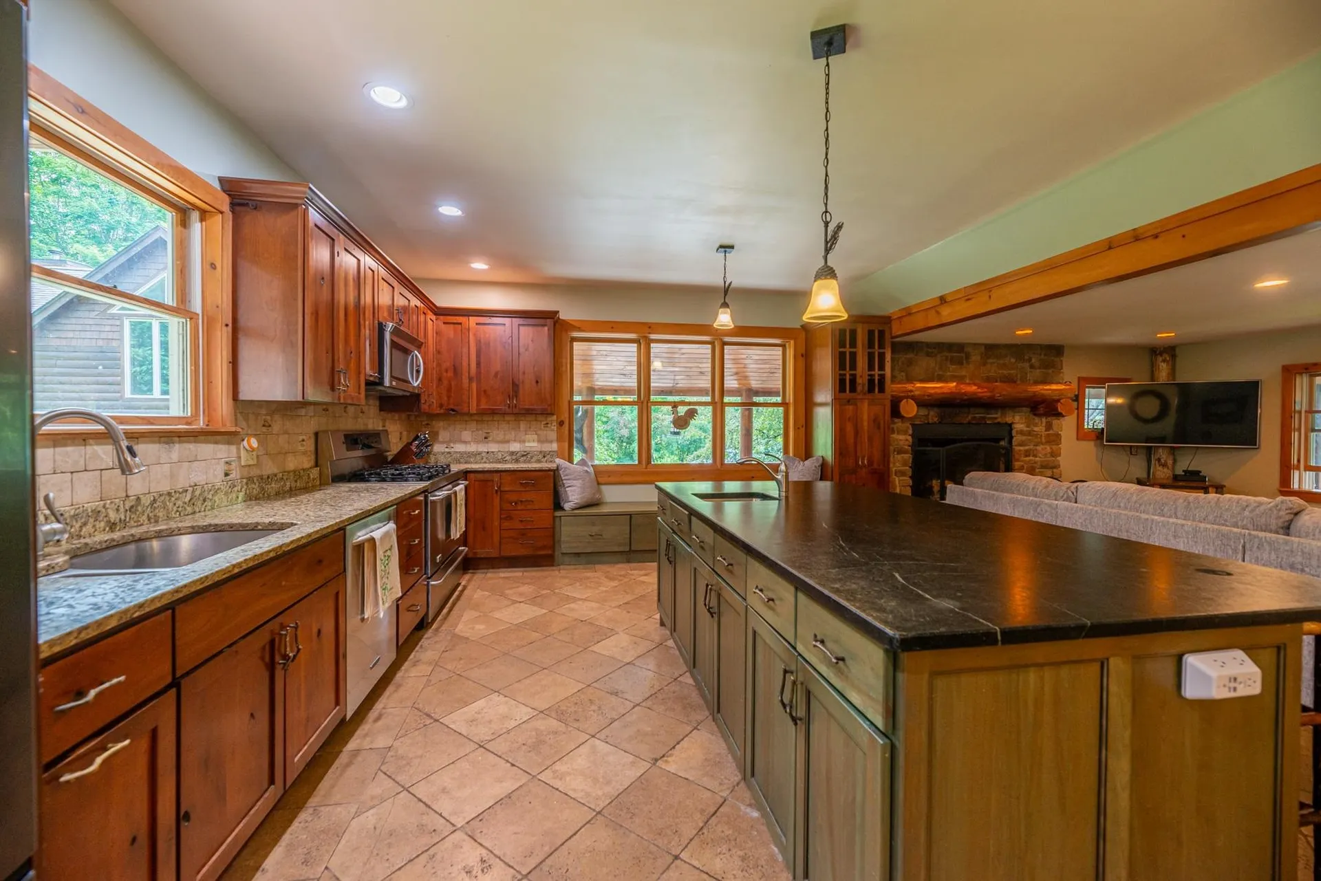 357 Kansas Road Sunderland VT 05252