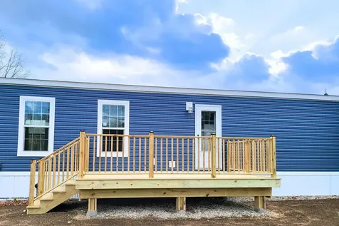 31 Hickory Avenue North Hampton NH 03862