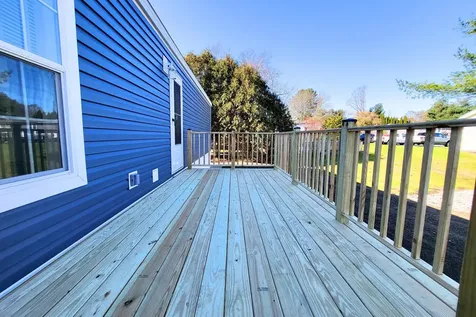 31 Hickory Avenue North Hampton NH 03862