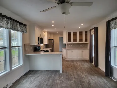 31 Hickory Avenue North Hampton NH 03862