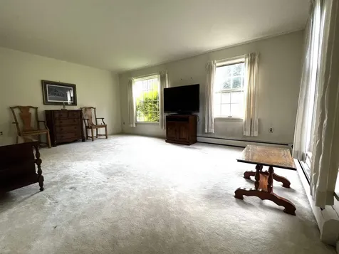 6 Upland Drive Rutland City VT 05701