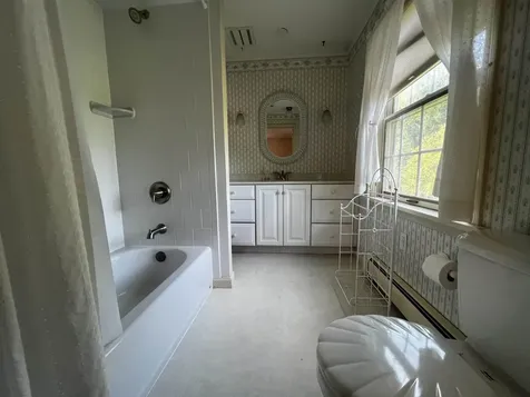 6 Upland Drive Rutland City VT 05701
