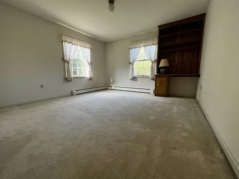 6 Upland Drive Rutland City VT 05701