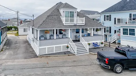 49 Ocean Boulevard Hampton NH 03842