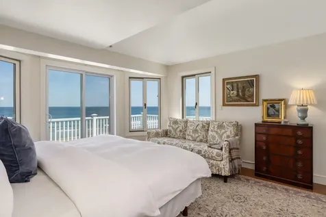 1074 Ocean Boulevard Hampton NH 03842