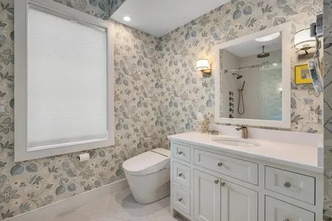 1074 Ocean Boulevard Hampton NH 03842