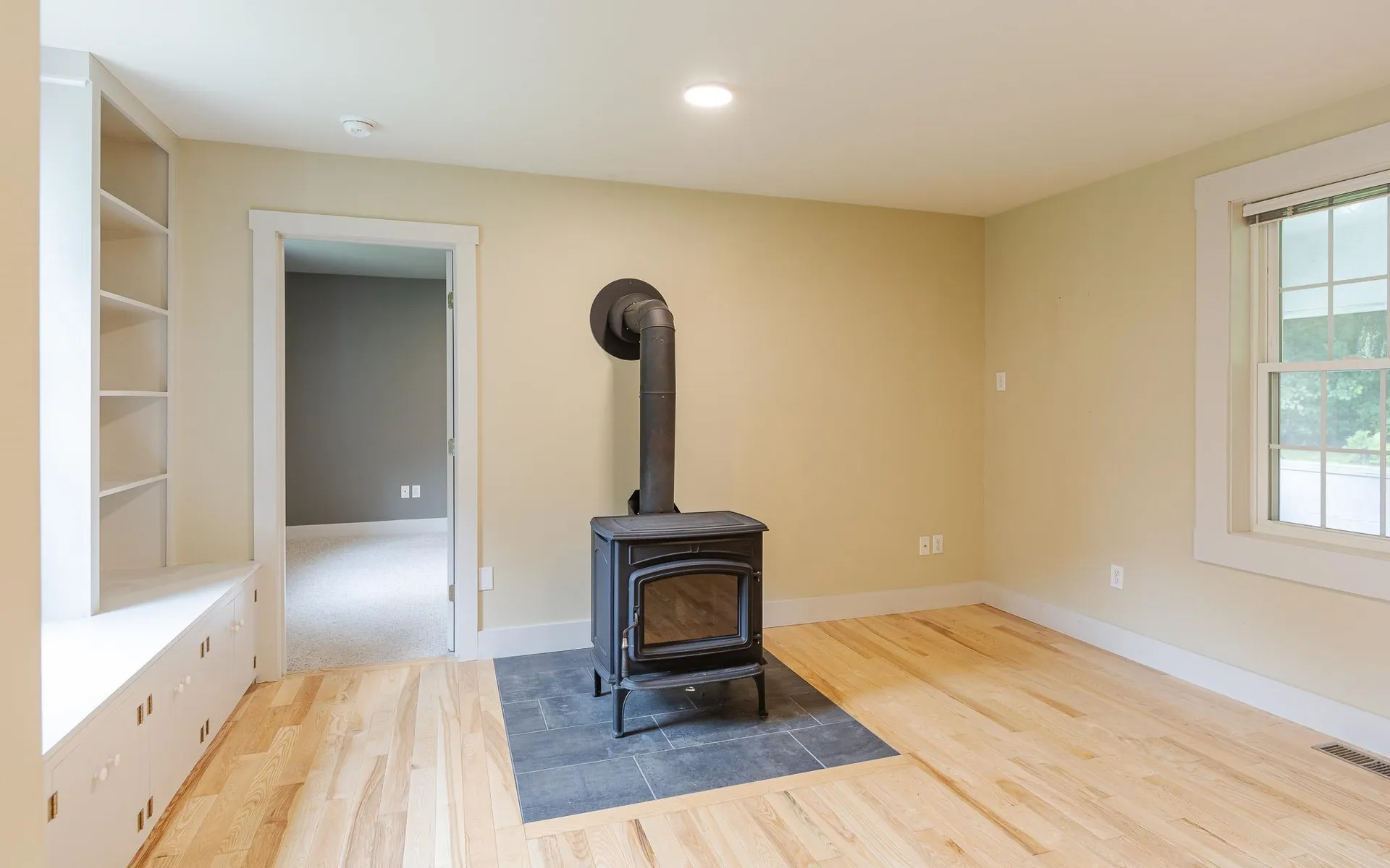 65 North River Road Walpole NH 03608