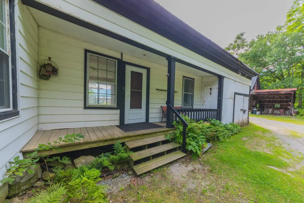 64 And 96 State Garage Road Rochester VT 05767