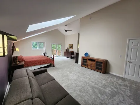 24 Hickory Overlook Enfield NH 03748