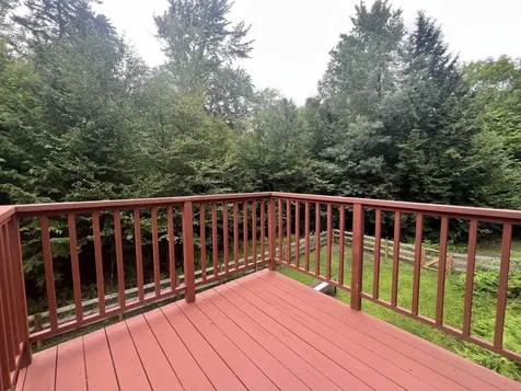 24 Hickory Overlook Enfield NH 03748