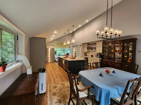 24 Hickory Overlook Enfield NH 03748