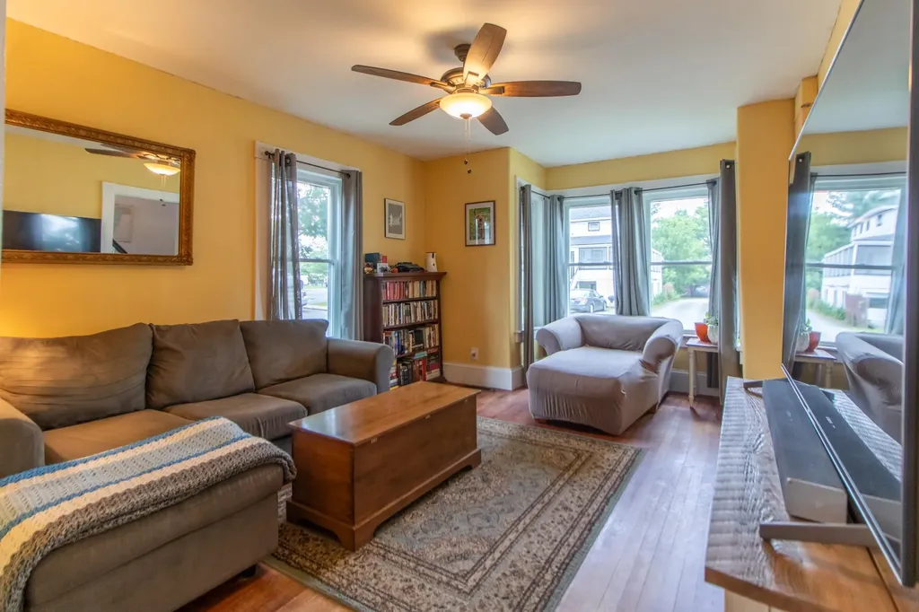 34 Oak Street Newport City VT 05855