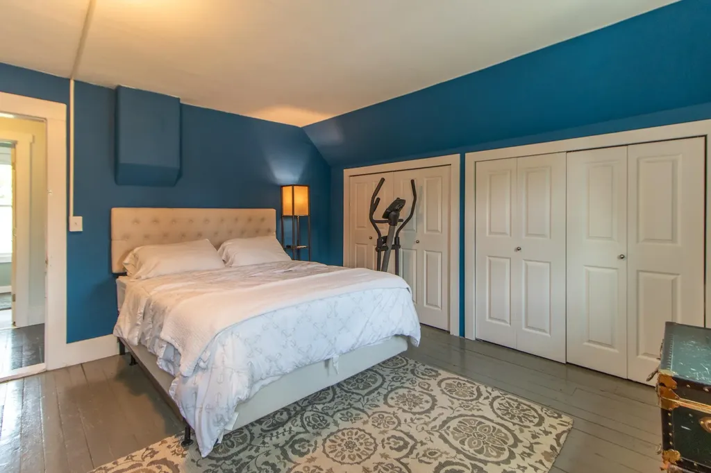 34 Oak Street Newport City VT 05855