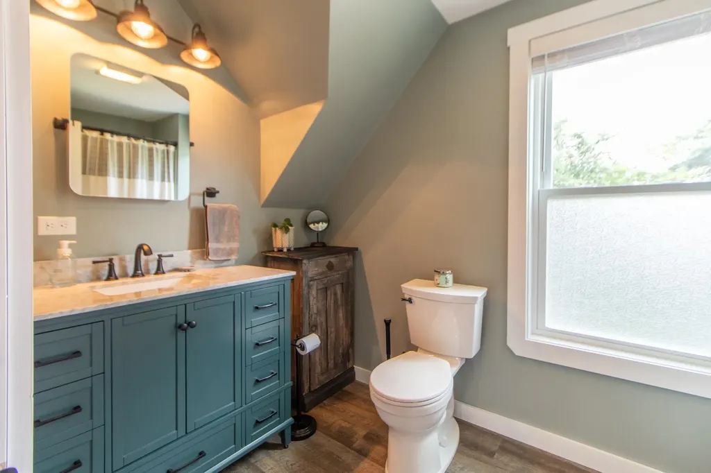 34 Oak Street Newport City VT 05855