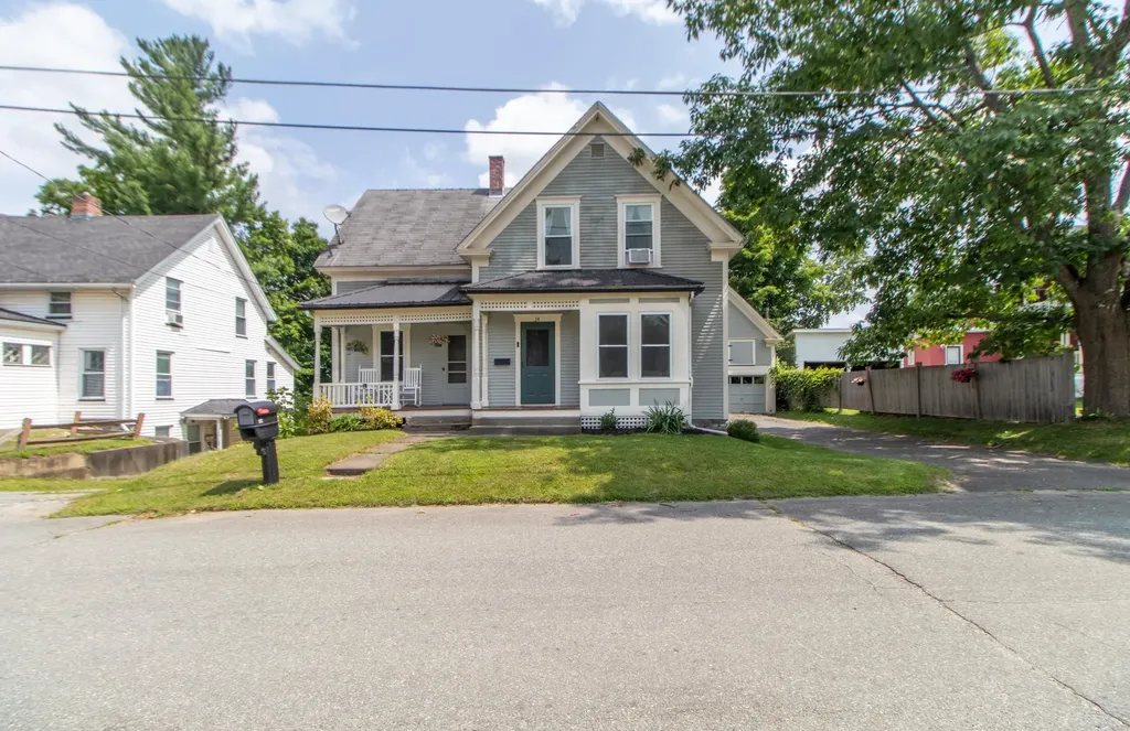 34 Oak Street Newport City VT 05855