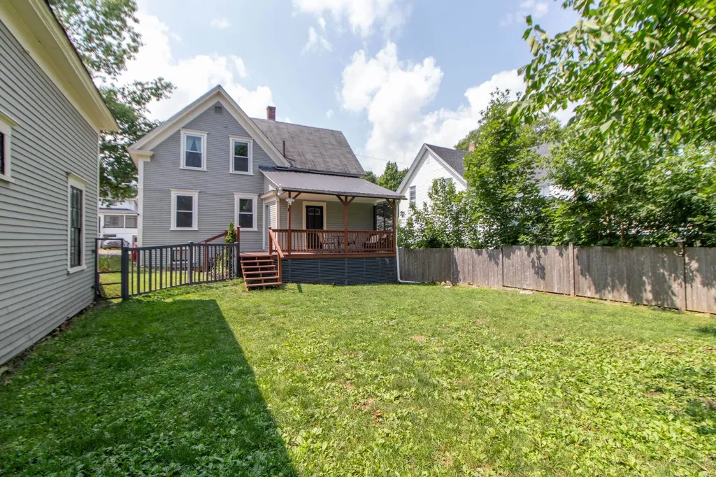 34 Oak Street Newport City VT 05855