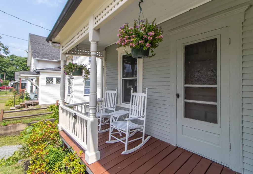 34 Oak Street Newport City VT 05855