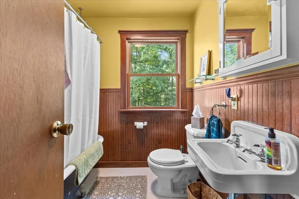 50 Colonel Page Road Essex VT 05452