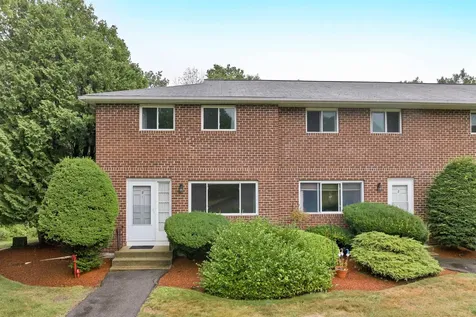 1 Oakridge Drive Londonderry NH 03053