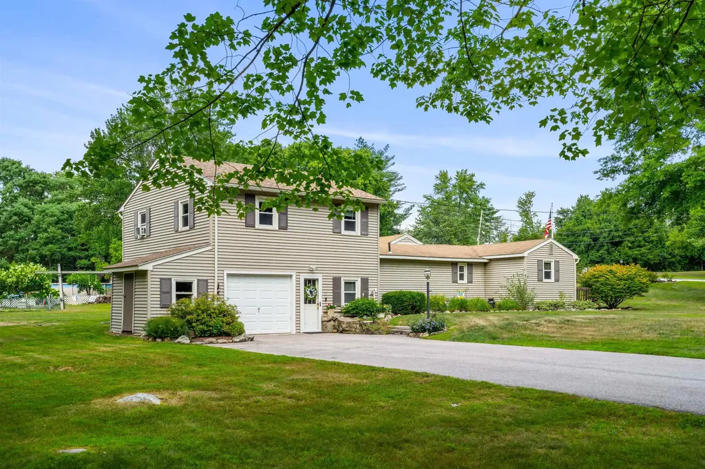 261 Appletree Road Auburn NH 03032