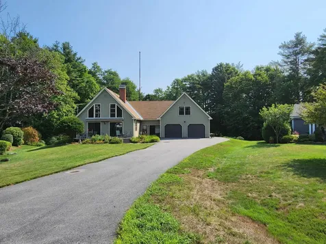 103 Ledgewood Road Claremont NH 03743