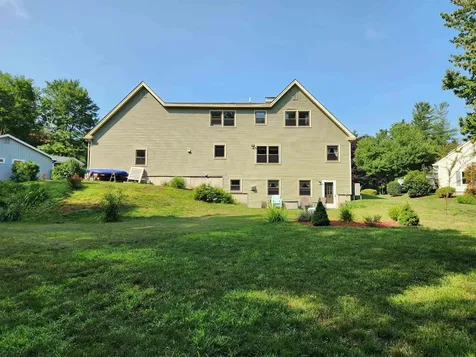 103 Ledgewood Road Claremont NH 03743