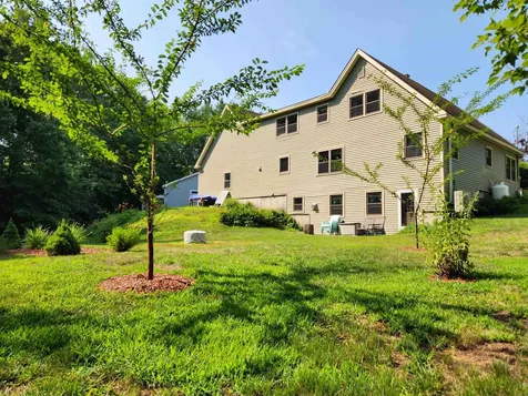 103 Ledgewood Road Claremont NH 03743