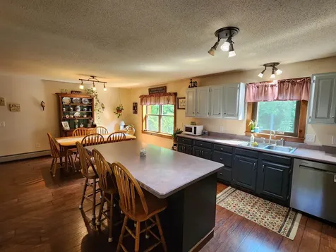 103 Ledgewood Road Claremont NH 03743