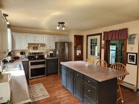 103 Ledgewood Road Claremont NH 03743