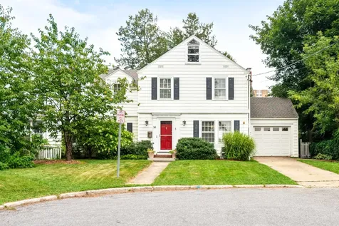 36 Adsit Court Burlington VT 05401
