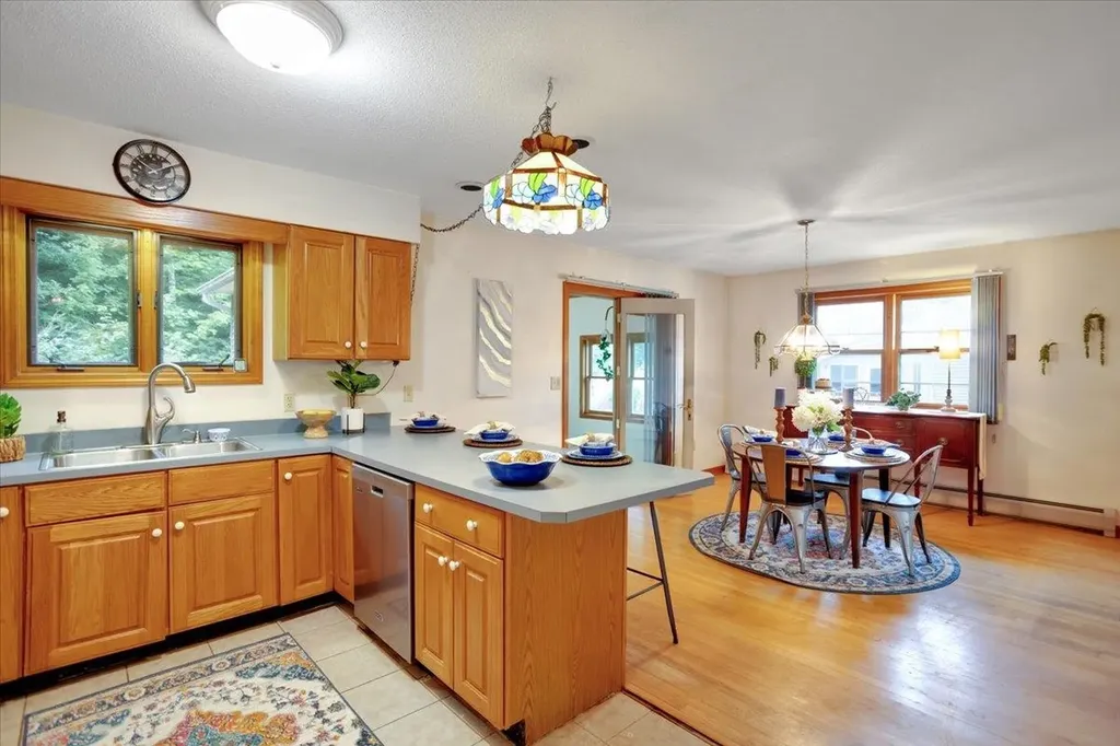 4 Butternut Court Essex VT 05452