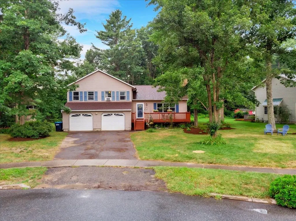 4 Butternut Court Essex VT 05452