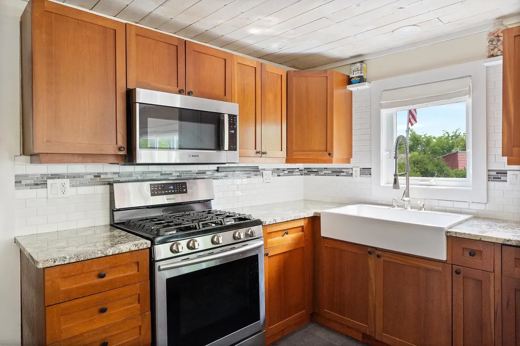 4102 Lower Newton Road St. Albans Town VT 05478