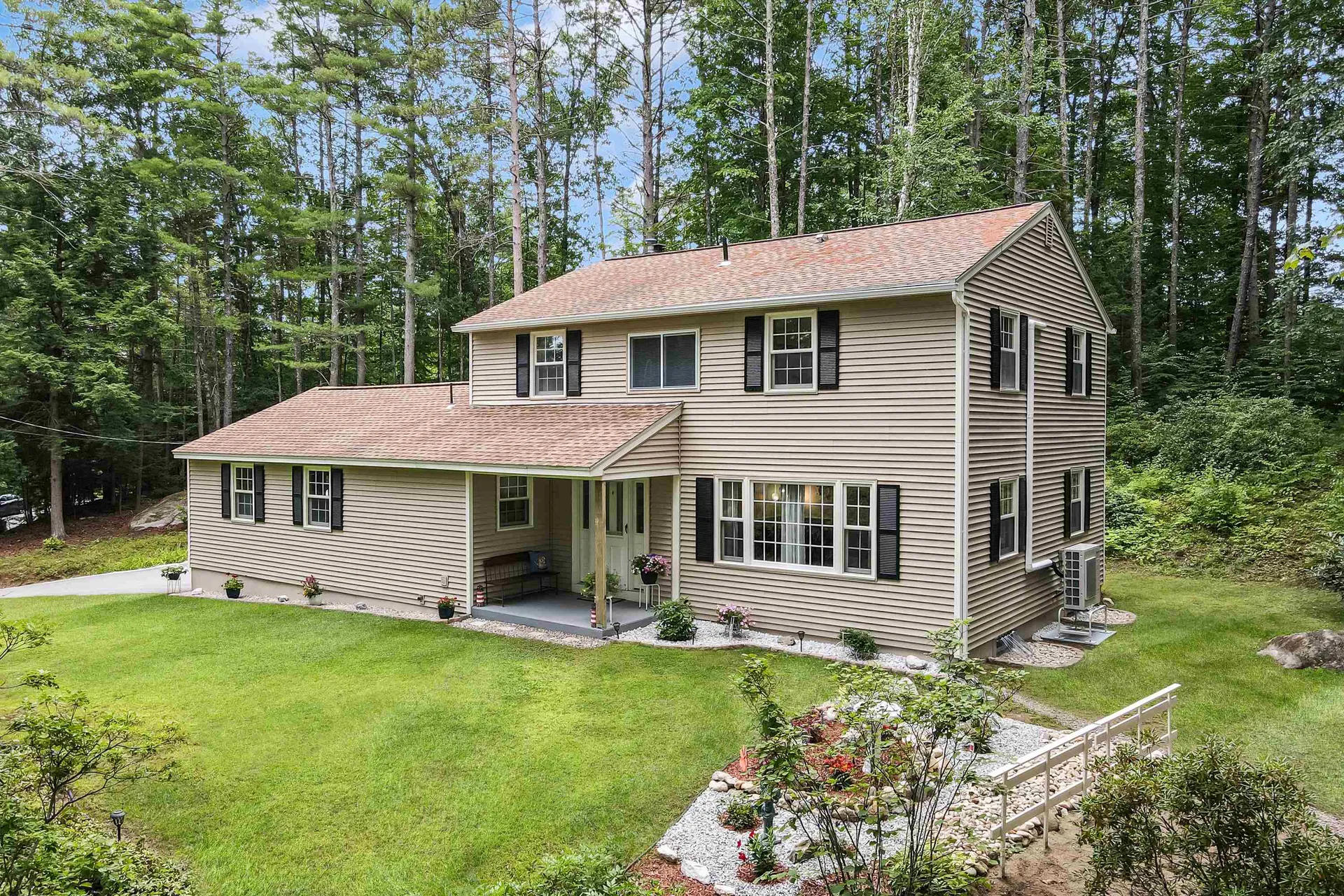 10 Cob Road Bow NH 03304