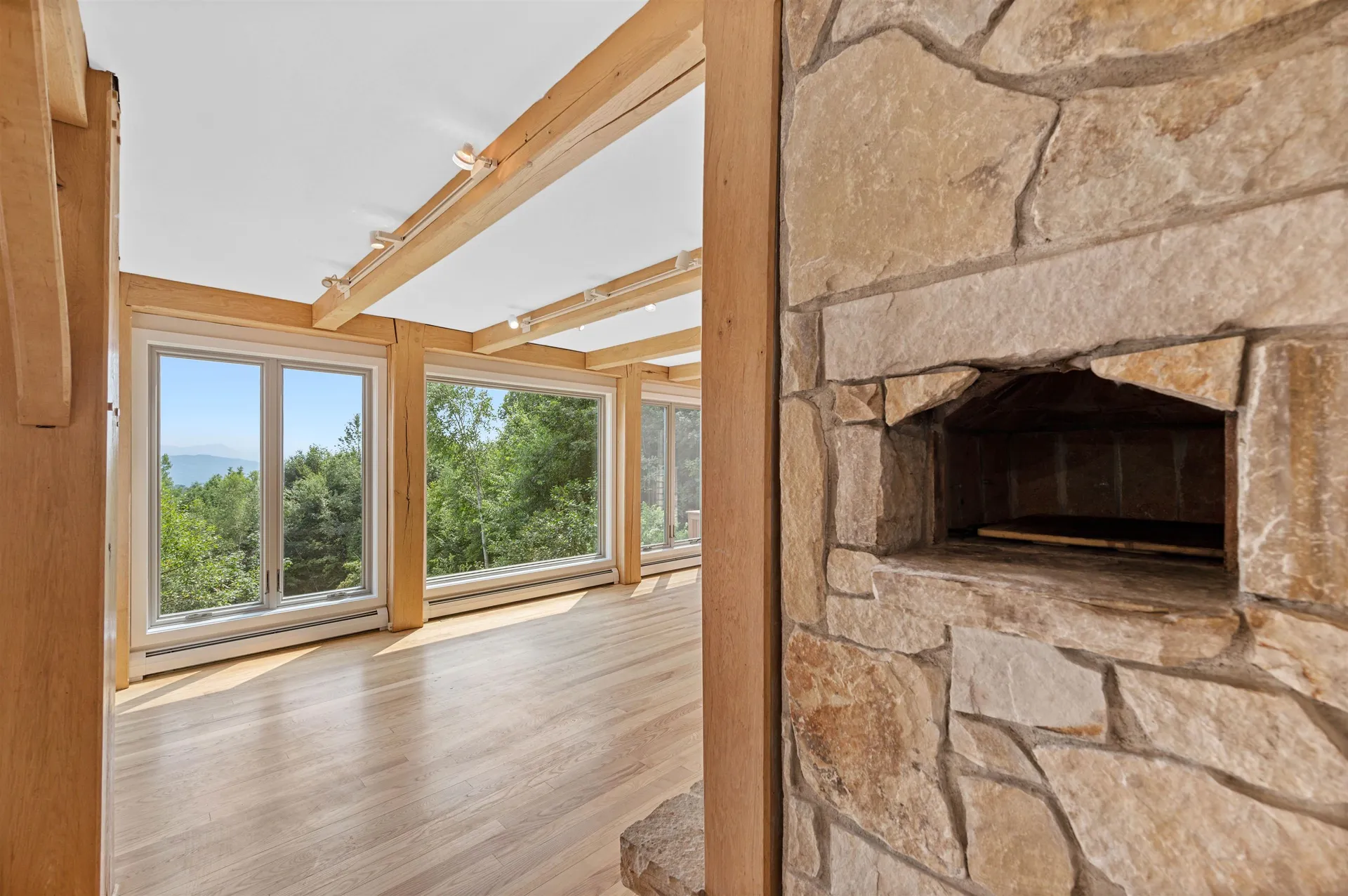 71 Pinnacle Point Waterbury VT 05676