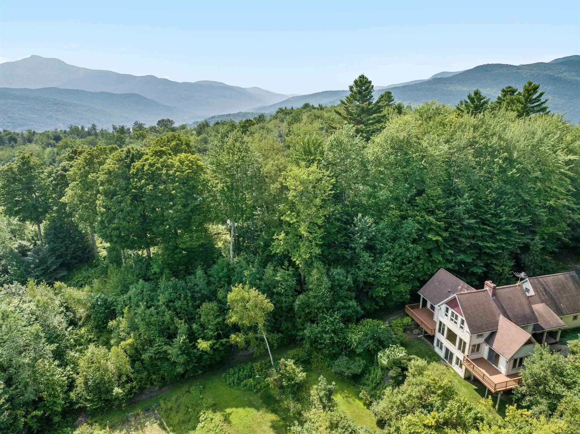 71 Pinnacle Point Waterbury VT 05676